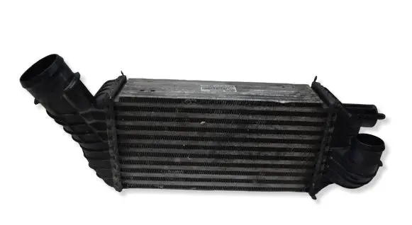 Citroen DS4 Intercooler radiator 9674720580