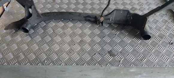 Volkswagen PASSAT B5 Intercooler air channel guide 