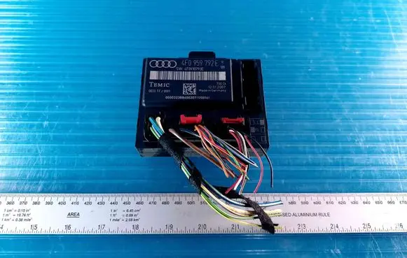 Audi A6 S6 C6 4F Door control unit/module 4F0959792E