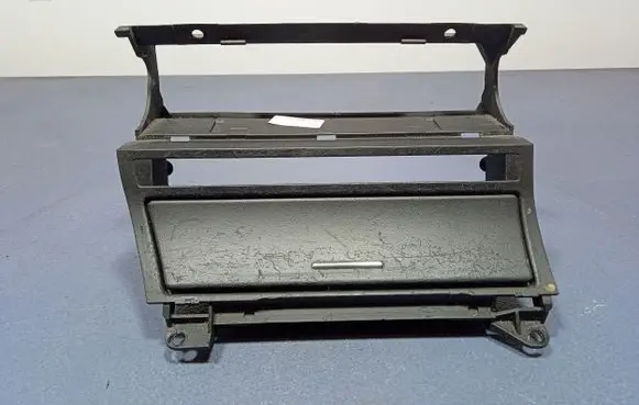 BMW X3 E83 Car ashtray 8268888