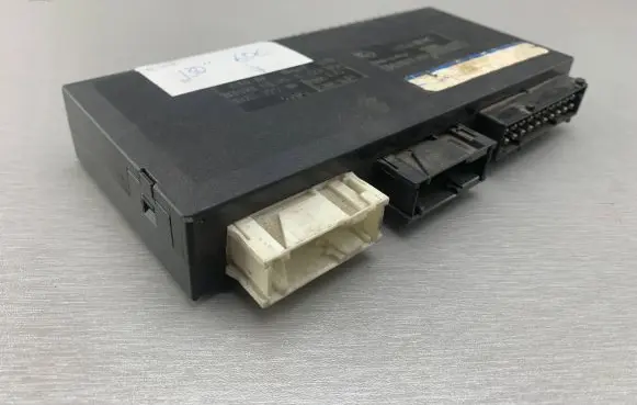 BMW 5 E39 Comfort/convenience module 8372142 61358372142