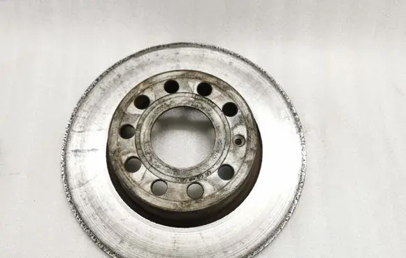 Volkswagen Golf VII Rear brake disc