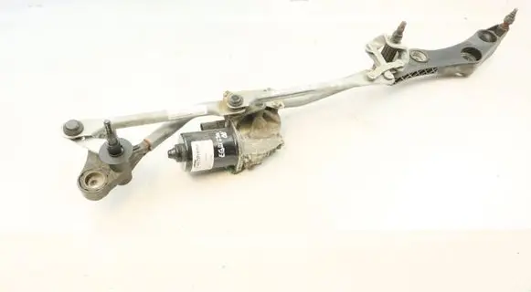 BMW 6 E63 E64 Front wiper linkage and motor 7194029 61617194029