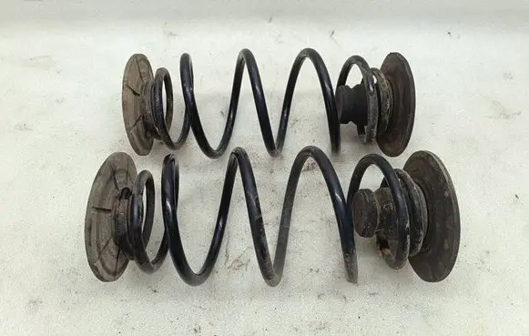 Opel Astra H Rear coil spring 
