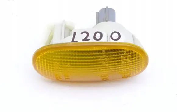 Mitsubishi L200 Front fender indicator light MITSUBISHI_L200_96-06_KIERUNKOWSKAZ