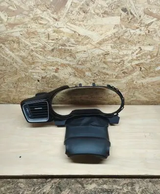 Radio/GPS head unit trim