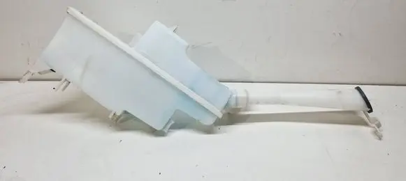 Nissan Qashqai J12 Windshield washer fluid reservoir/tank 289106UA0A 319851405