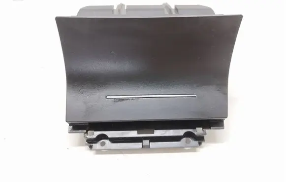 Skoda Octavia Mk2 (1Z) Car ashtray 1Z1863077A 1Z1857962B