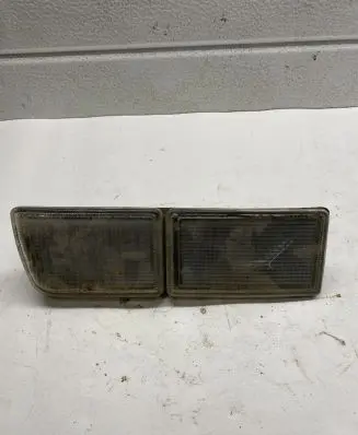 Volkswagen Golf III Front reflector 084411609L