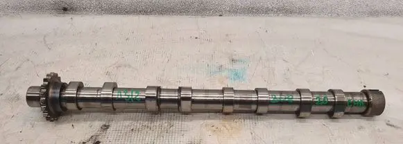 Peugeot 308 Camshaft 9804424180