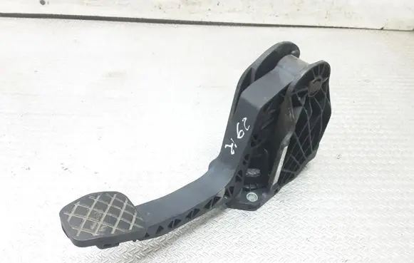 Clutch pedal