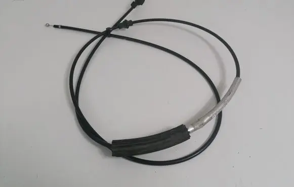 Engine bonnet/hood lock release cable