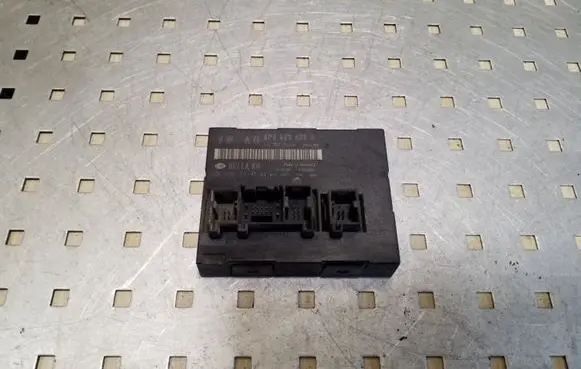 Audi A3 S3 8P Comfort/convenience module 8P0959433B 5DK00858345