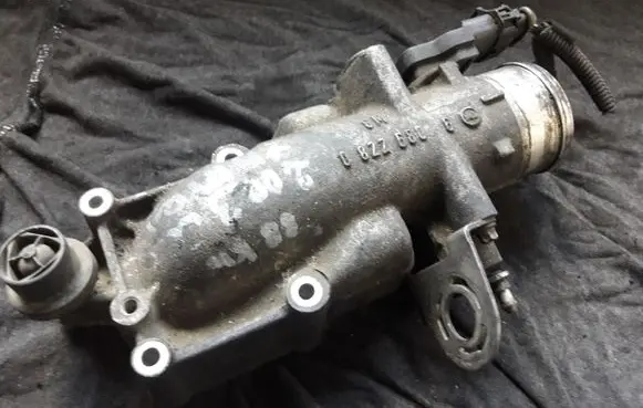 Opel Zafira A Engine shut-off valve 08226806