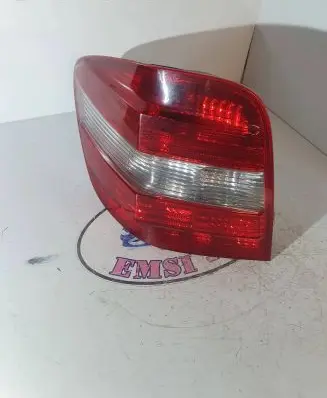 Mercedes-Benz ML W164 Rear/tail lights 404121L 4041811
