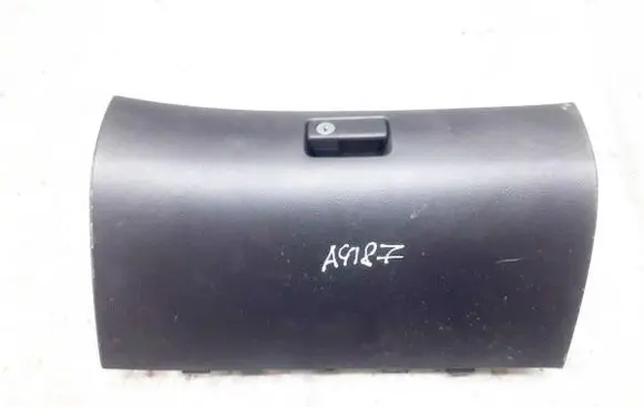 Toyota Avensis T250 Glove box 5555005080 55550-05080