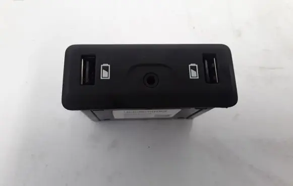 Renault Scenic IV - Grand scenic IV AUX in-socket connector 280237588R