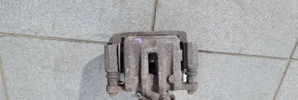 Chevrolet Captiva Front brake caliper