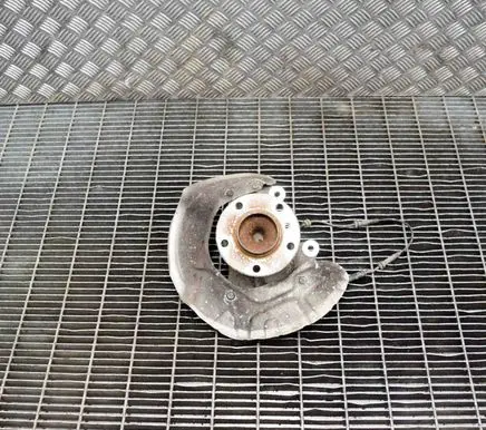 BMW 1 F20 F21 Front wheel hub