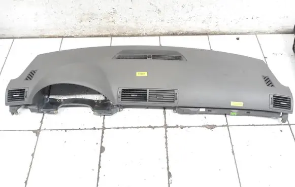 Audi A4 S4 B7 8E 8H Dashboard 8E1857003F