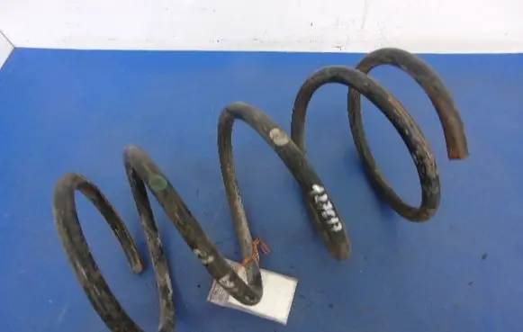 Nissan Vanette Front coil spring