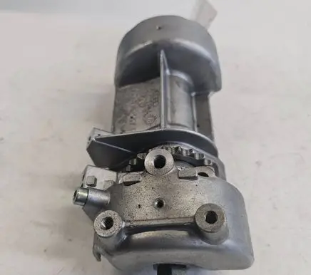 Audi A6 S6 C5 4B Oil pump balance shaft 059103337B