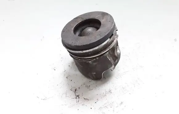 Citroen C8 Piston 085190