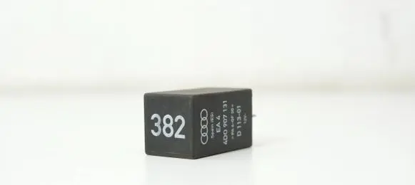 Audi A4 S4 B5 8D Other relay 4D0907131