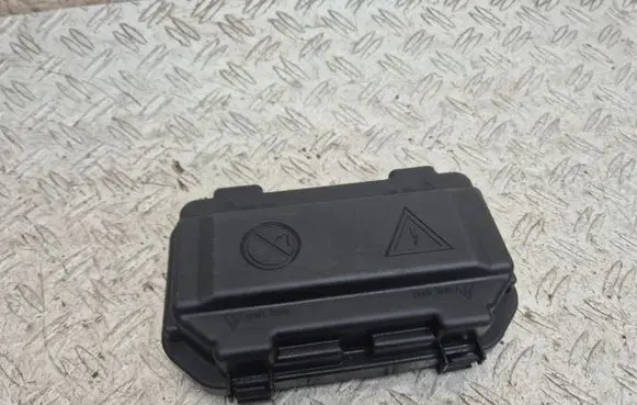 BMW 4 F32 F33 Fuse box cover 9224872 61149224872
