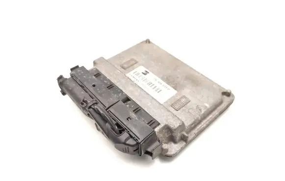 Seat Ibiza III (6L) Engine control unit/module 03E906033P 438301 5WP44304