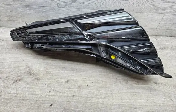 Hyundai Tucson IV NX4 Headlight/headlamp 92208N7100