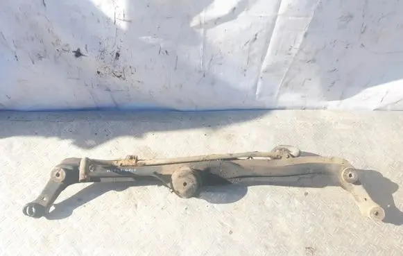 Volkswagen Golf III Front subframe