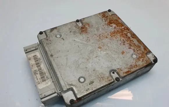 Ford Focus Engine control unit/module 98AB12A650CFG LP4331