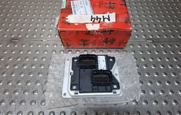 Alfa Romeo 156 Injection control unit/module 71721930