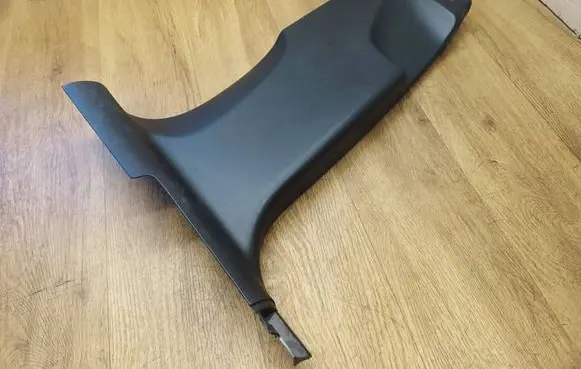 Porsche Macan (95B) (B) pillar trim (bottom) 95B867239B