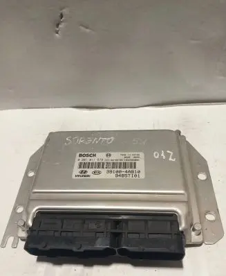 KIA Sorento Engine control unit/module 391004A810 0281011579