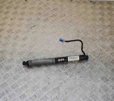 BMW 7 G11 G12 Tailgate/trunk strut/damper 7357110