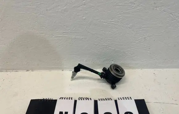 Renault Megane III Clutch slave cylinder 510028610