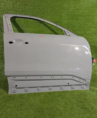 Jeep Avenger Front door 