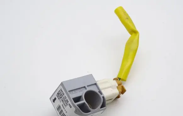 Suzuki Liana Airbag deployment crash/impact sensor 3893059J00000