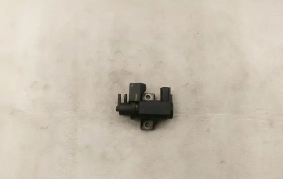 Valve vacuum