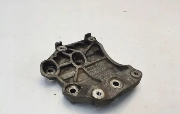 Mitsubishi L200 A/C compressor mount bracket 