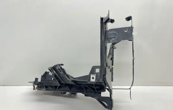 BMW 5 GT F07 Headlight/headlamp mounting bracket 7200778
