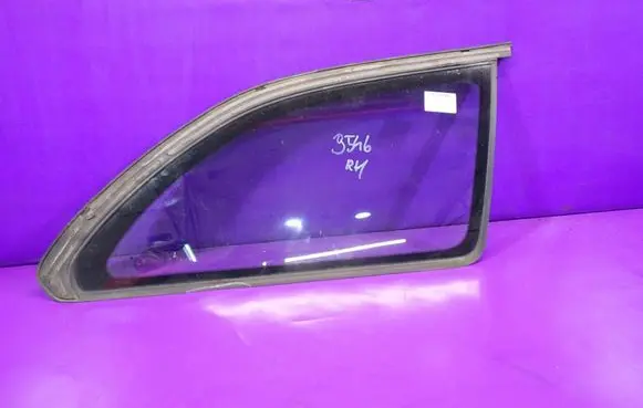 Skoda Octavia Mk2 (1Z) Rear side window 