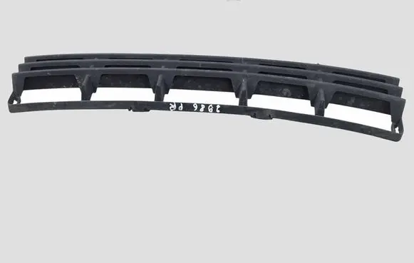 Volvo S40 Front bumper lower grill 30657006