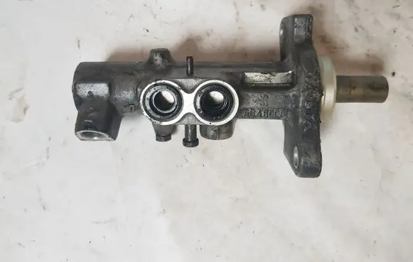 Volvo XC90 Master brake cylinder 8646008