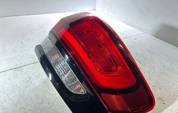 Jeep Grand Cherokee Rear/tail lights 68142942AG P68142942AG 020718A