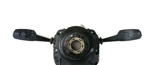 BMW 1 E81 E87 Tailgate/trunk/boot open switch 392002082