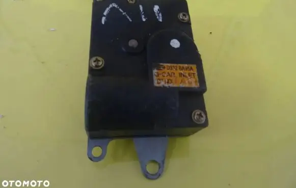 KIA Clarus Air flap motor/actuator D332BA95A