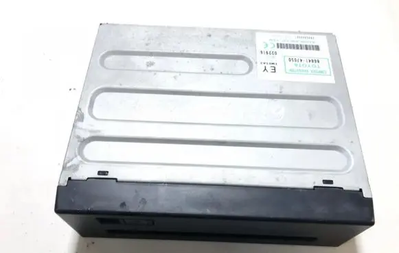 Toyota Prius (XW20) Navigation unit CD/DVD player 8684147050 86841-47050